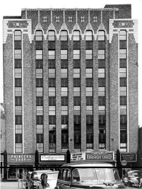 Hooker-Fulton Building 1931 -donated by Dave Rathfon