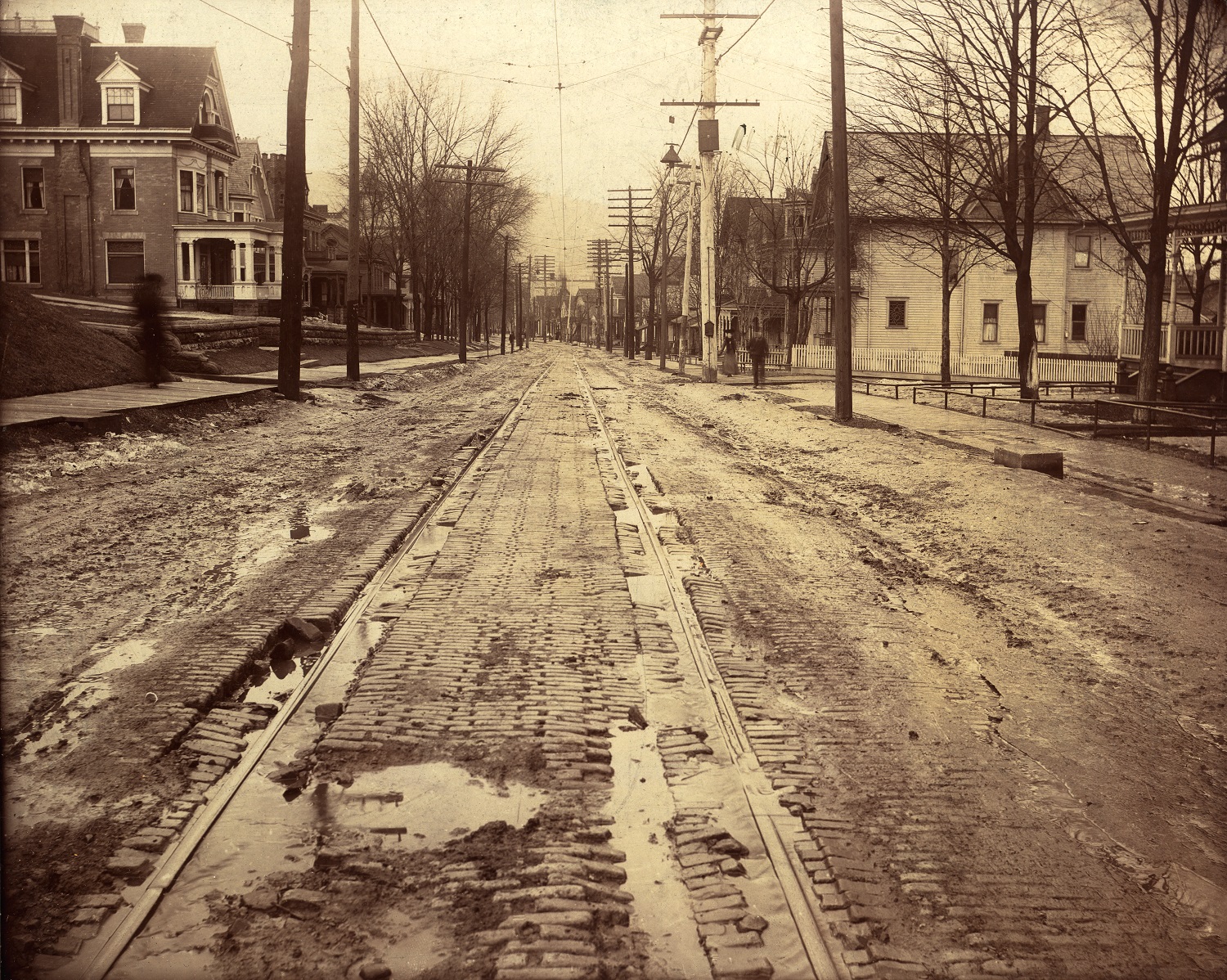 Congress St in front of Emery Home