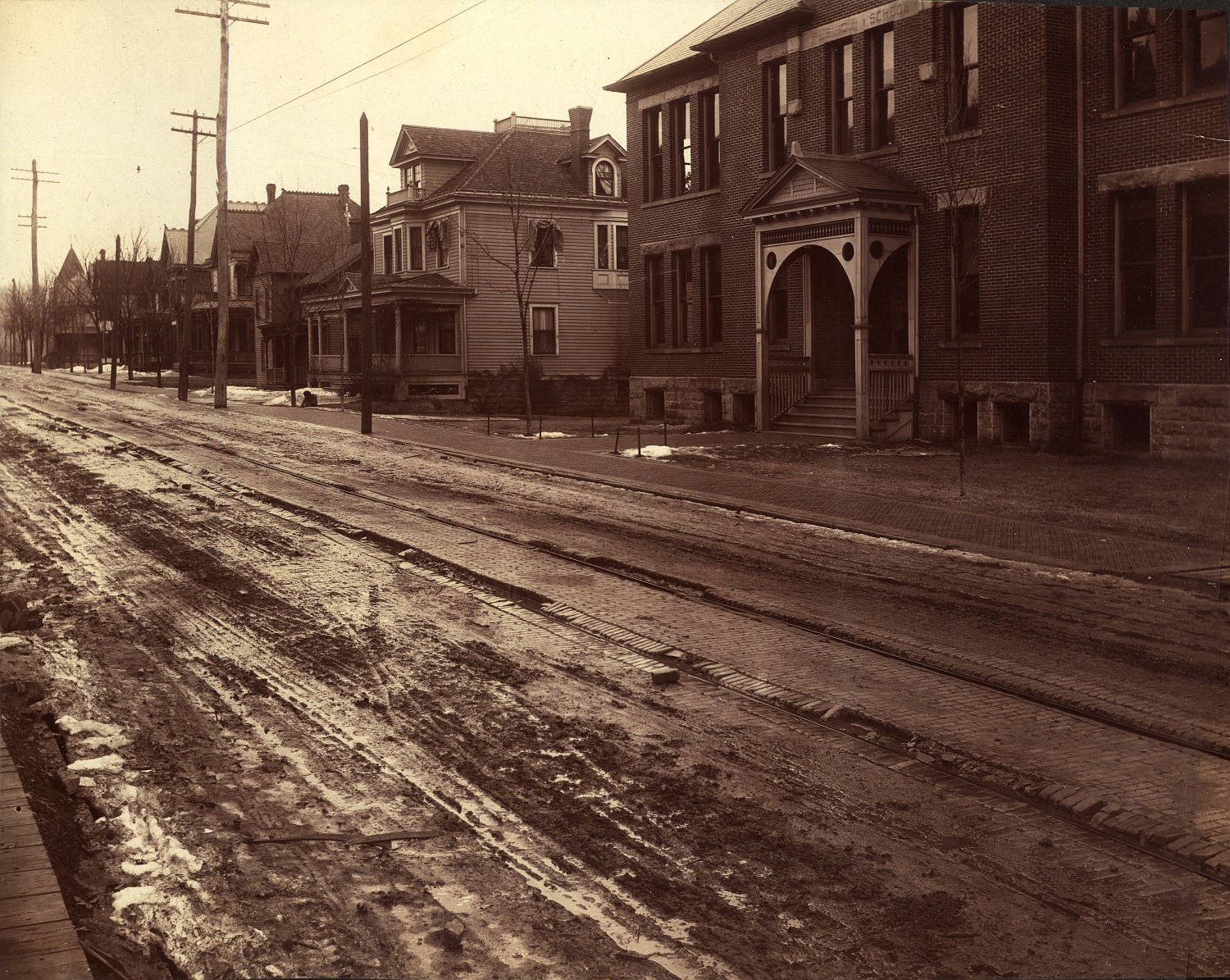 Jackson Ave at 4th Ward School