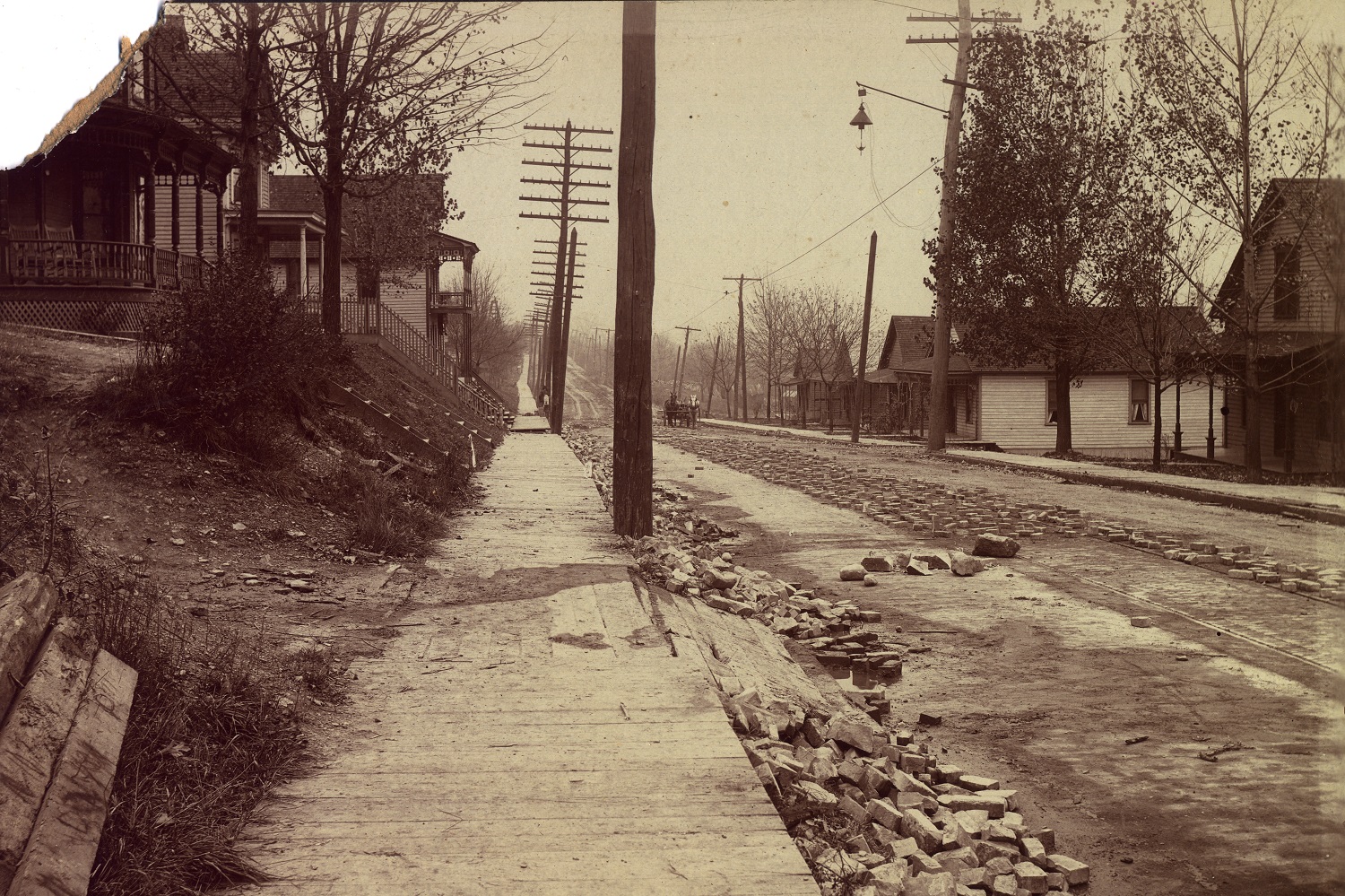 Jackson Ave near Delaware Ave