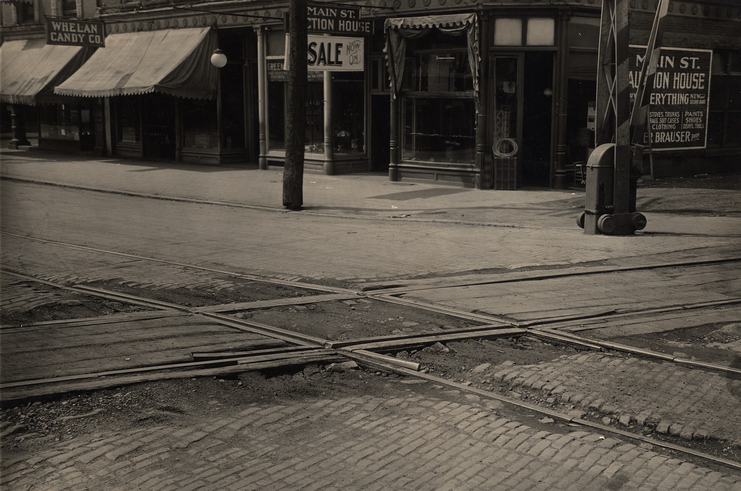 Main St at Erie RR Crossing