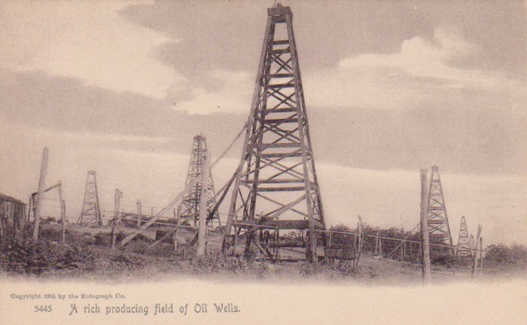 field of oil wells 1905