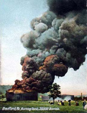 Burning Oil Tank 35,000 Barrels -don./D. Rathfon