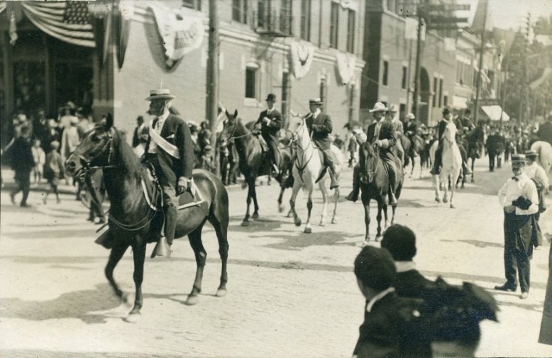 horses on parade