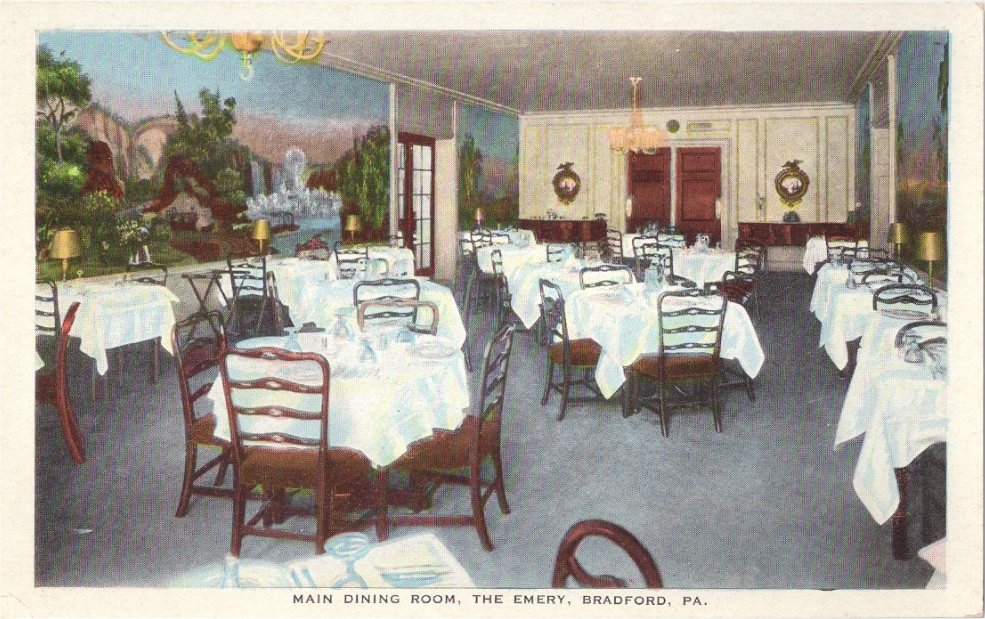 Dining Room at The Emery Hotel