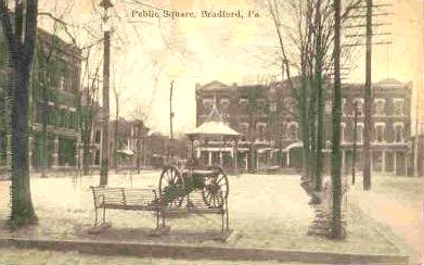 Bradford Town Square w/ Cannon -don./D. Rathfon