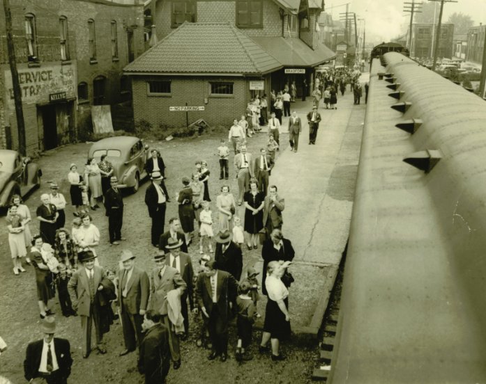 Erie Railroad Station in Bradford 1940s/50s -donated by Louie Pascale